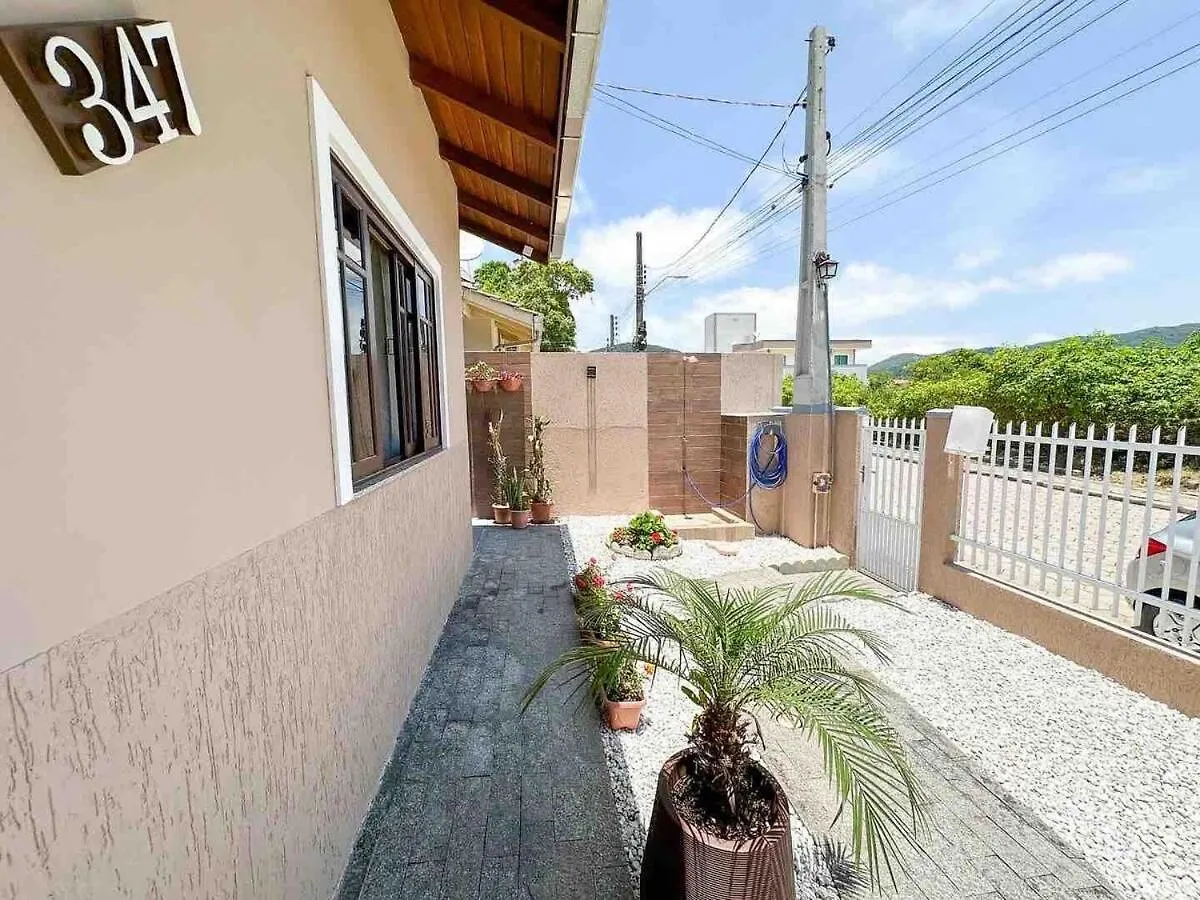 Hospedagem Com Cafe Da Manha - Quarto 3 - Hospedaria Orquideas De Bombinhas 0*,  Brazil